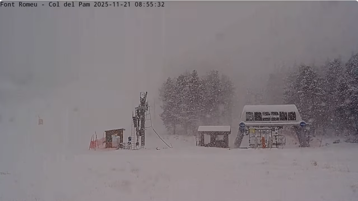 Il neige au Col del Pam Bolquère Pyrénées 2000