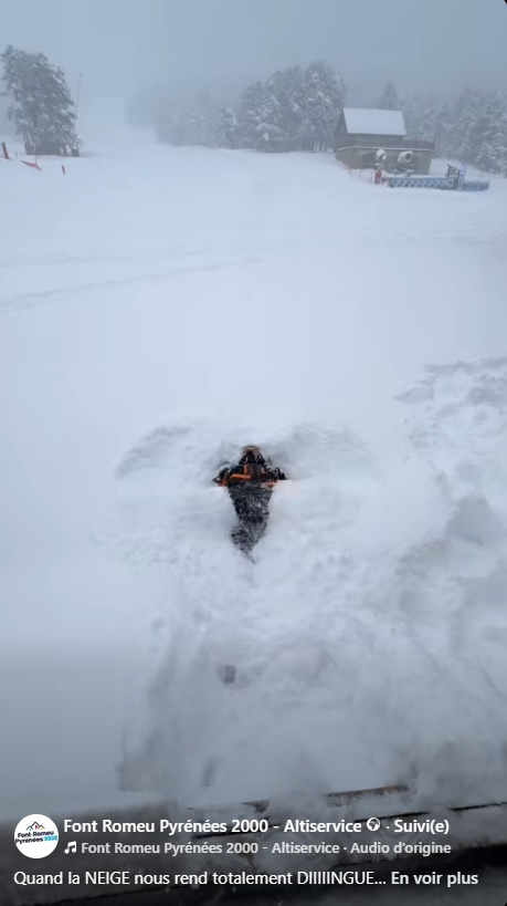 Grosse chute de neige ce week-end aux airelles domaine skiable de Font-Romeu Pyrénées 2000